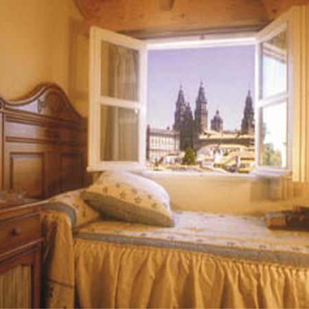 Hostal Alfonso Santiago de Compostela Room photo