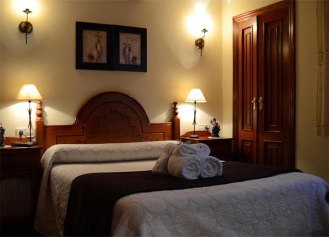 Hostal Alfonso Santiago de Compostela Room photo